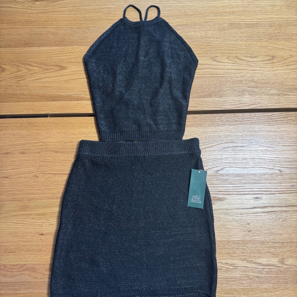 NEW Women's Juniors Shimmer Black Sweater Tank & Skirt - Size XXS